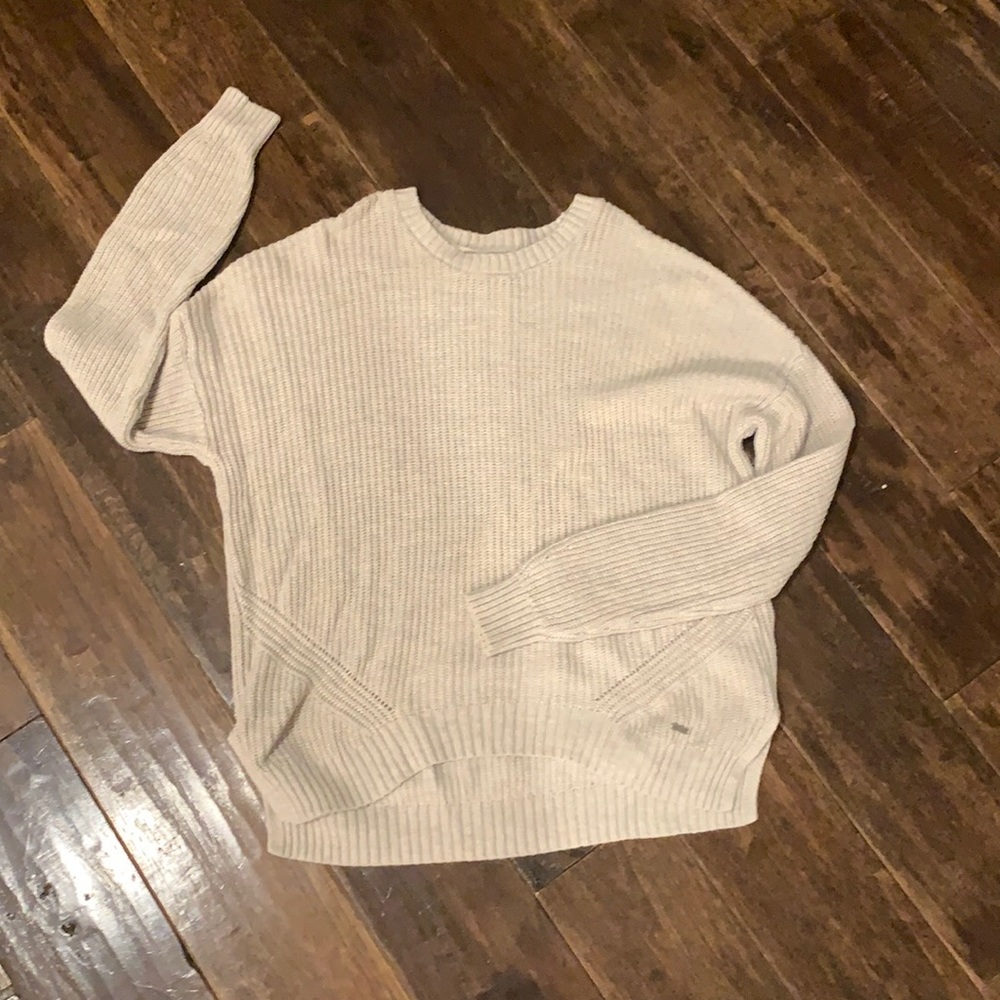 Hollister sweater